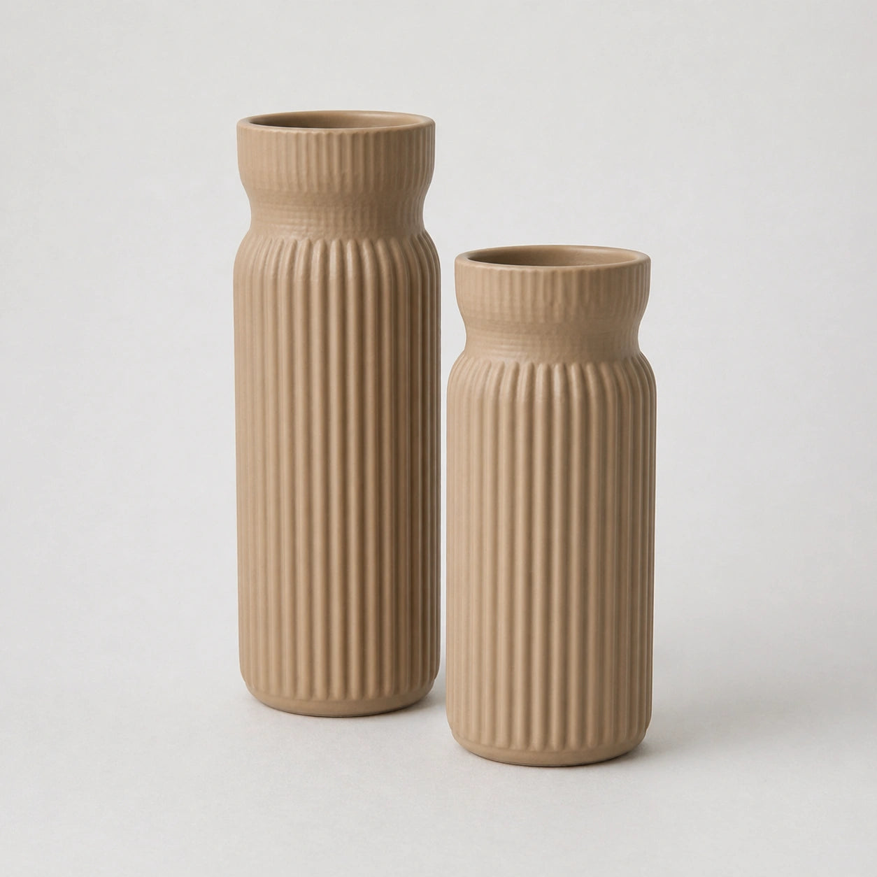 Fine Grooved Vase Set - 2 Pcs (Plastic)