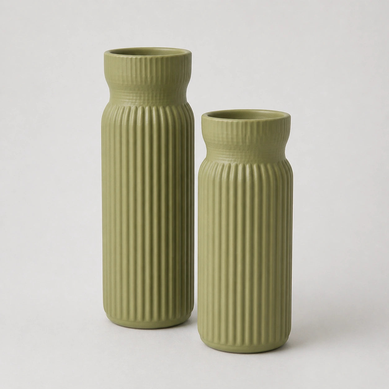 Fine Grooved Vase Set - 2 Pcs (Plastic)