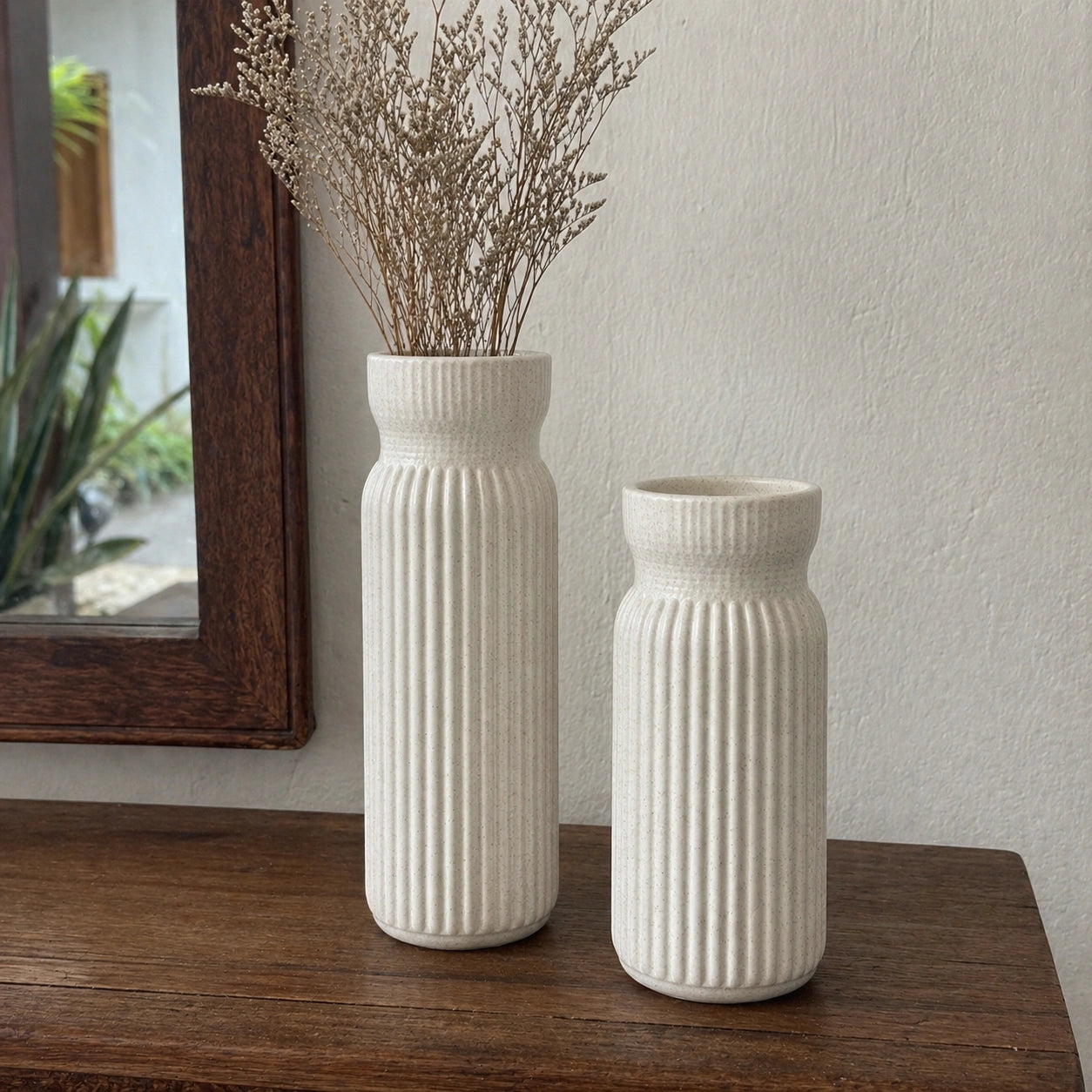 Fine Grooved Vase Set - 2 Pcs (Plastic)
