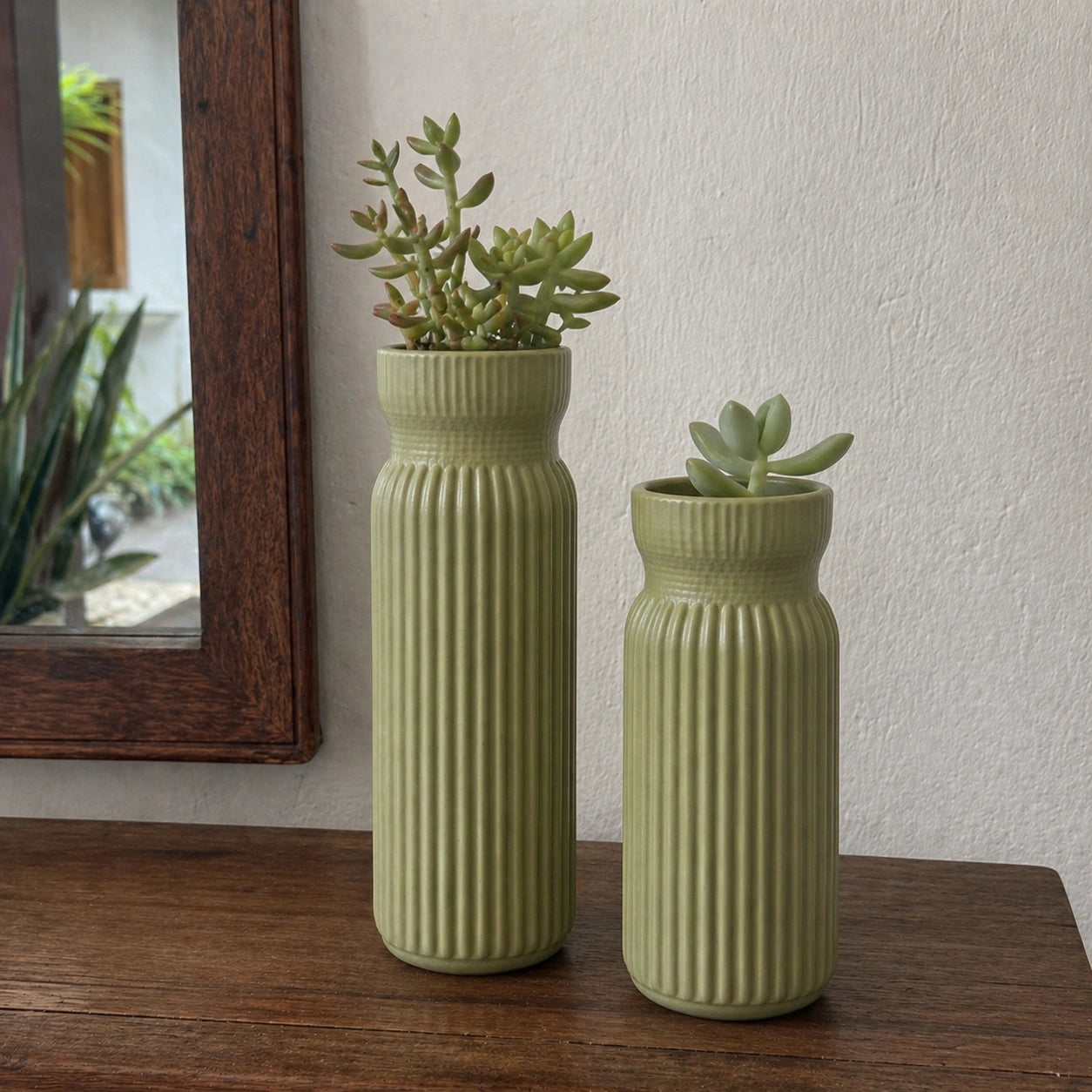 Fine Grooved Vase Set - 2 Pcs (Plastic)