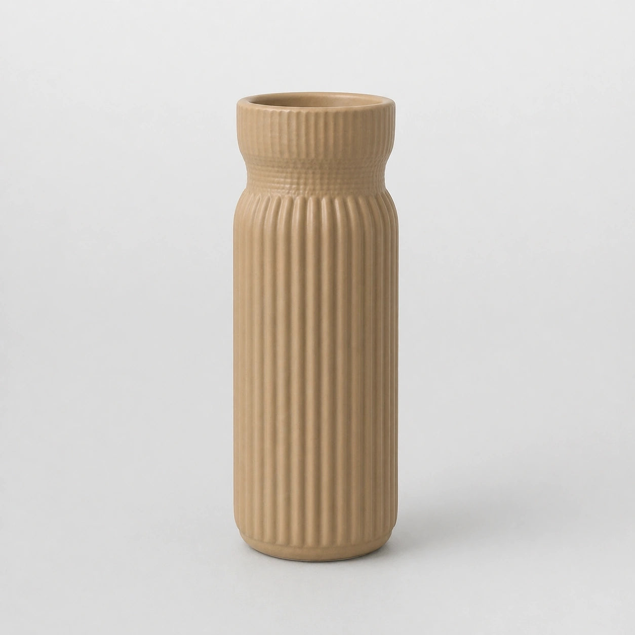 Fine Grooved Vase (Plastic)