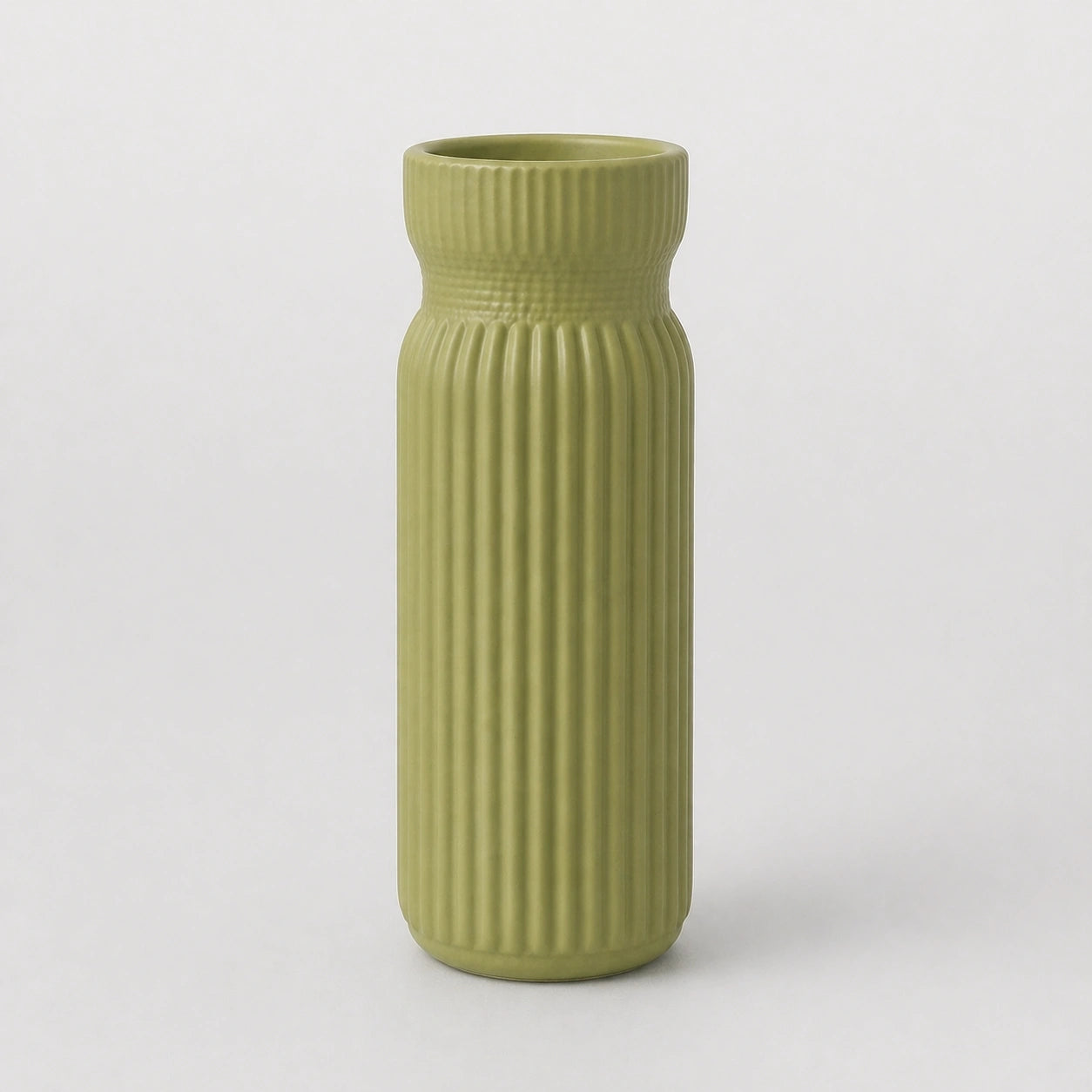 Fine Grooved Vase (Plastic)